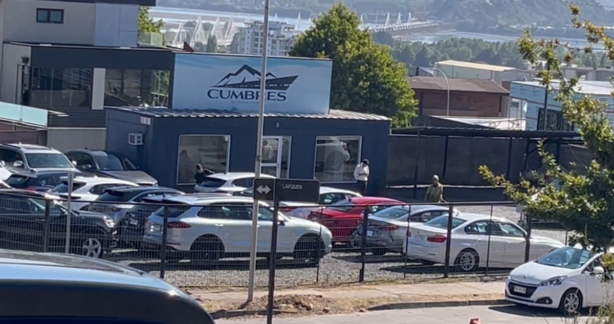 Víctimas de la automotora Cumbres en San Pedro cuestionan que Fiscalía no devuelva autos recuperados