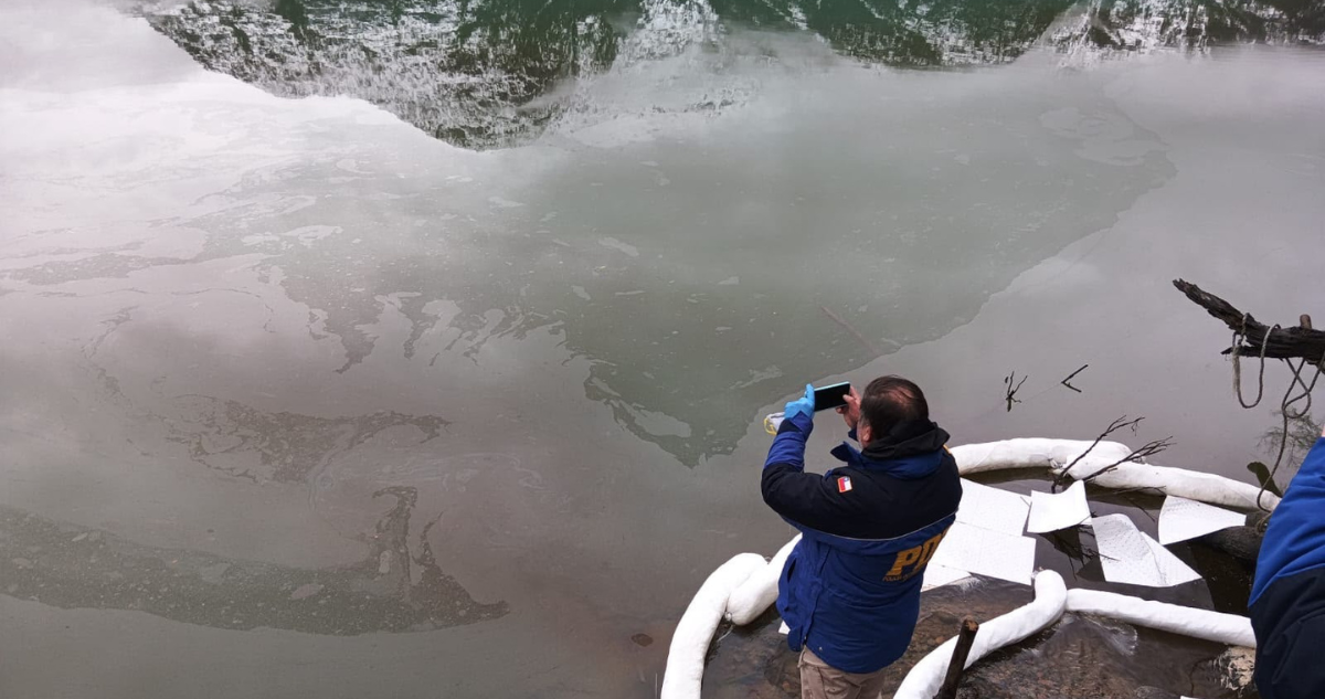 PDI investiga derrame de 4 mil litros de combustible en Central Eléctrica Municipal de Caleta Tortel
