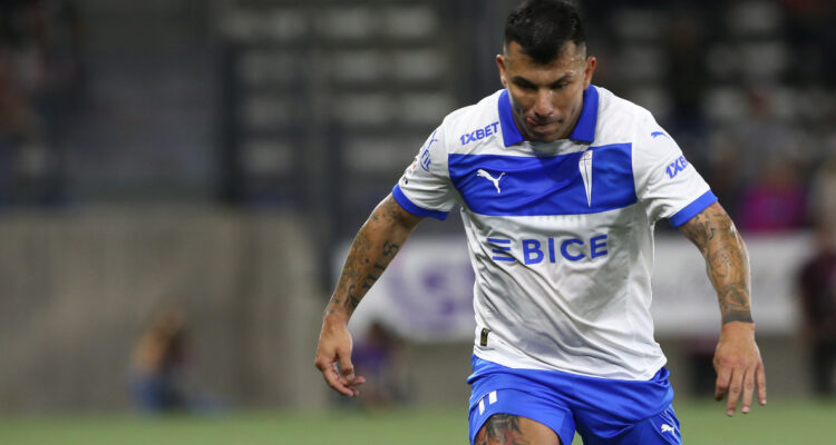 Gary Medel en UC