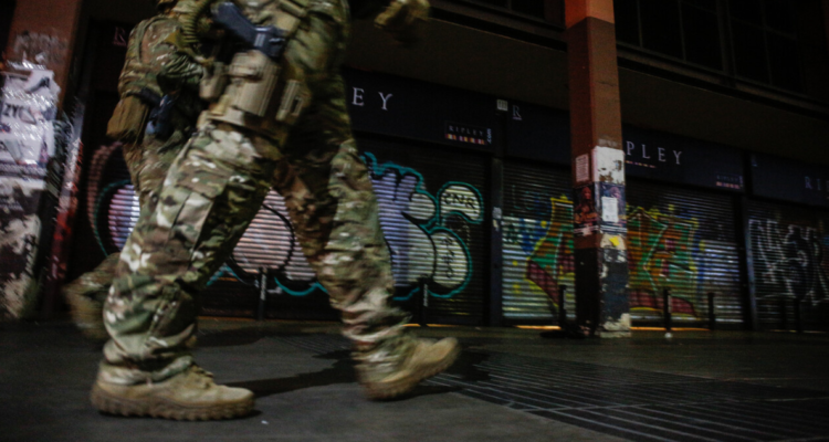 Gobierno busca crear nuevo estado de excepción para reforzar seguridad con militares en las calles
