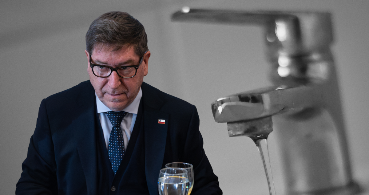 Gobierno evalúa vender la participación del Estado en cuatro sanitarias