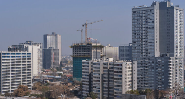 Riesgo de nuevos guetos verticales: alertan por los posibles cambios a la ordenanza de construcción