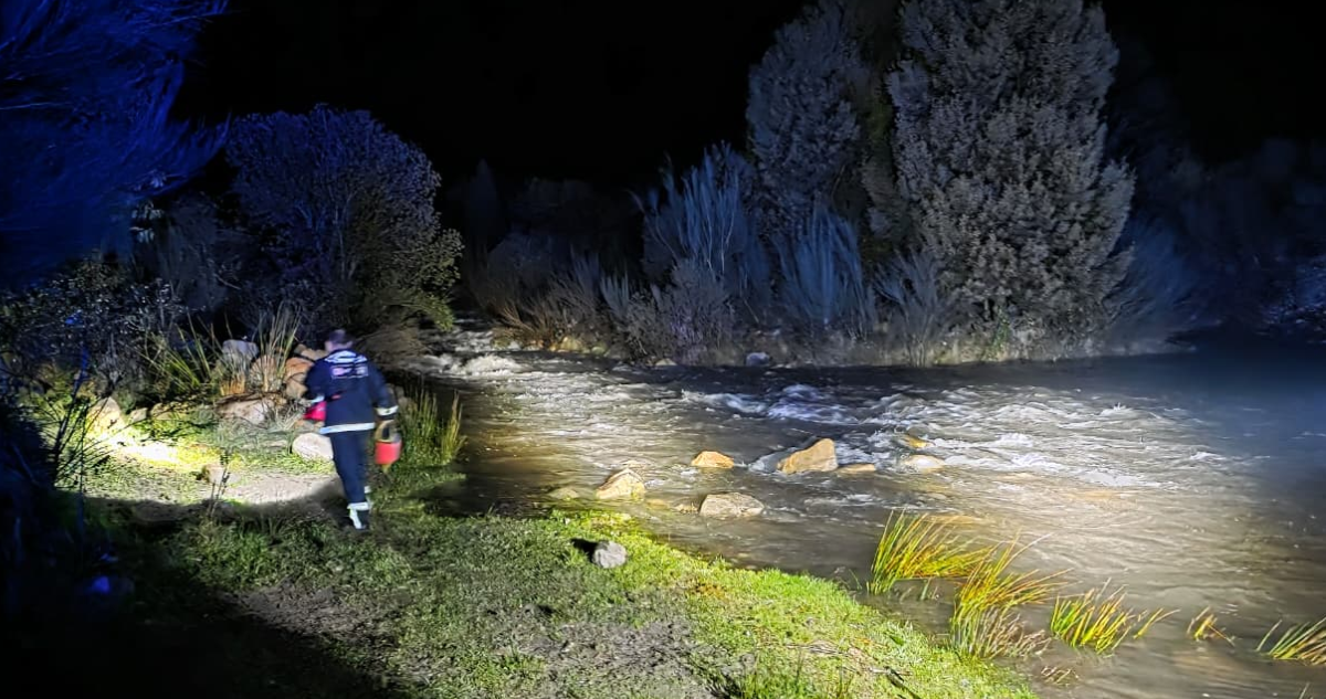 Hallan cuerpo de hombre de 63 años extraviado tras intentar cruzar río a caballo en Cañete