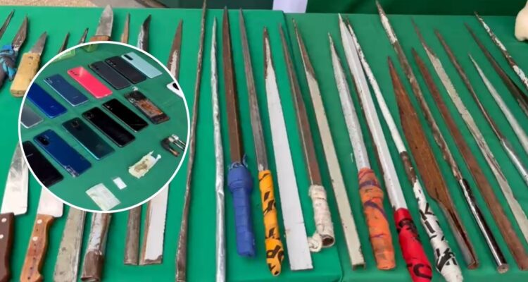 Incautan cerca de 200 armas, 33 celulares y drogas durante operativo de allanamiento en Colina 2