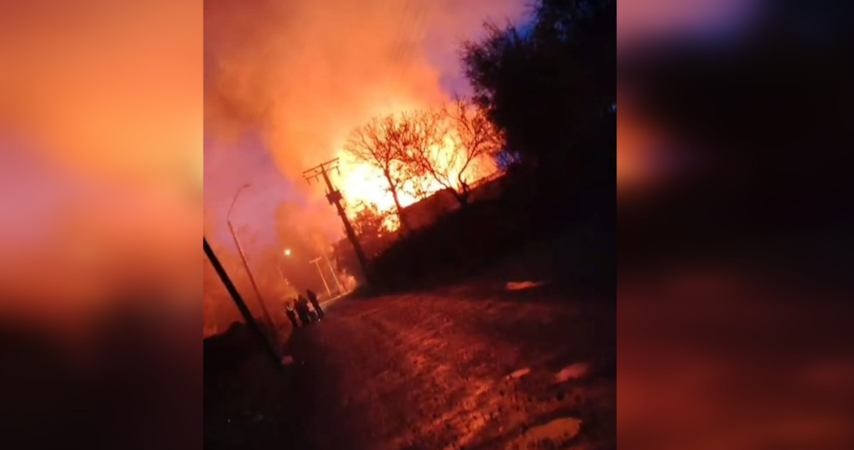 Una persona muerta deja incendio de una vivienda en Santa Bárbara