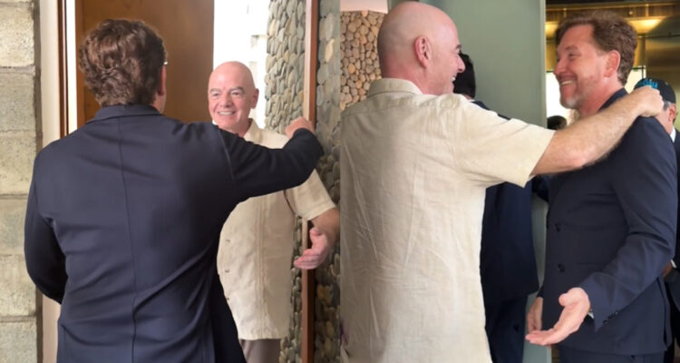 Infantino y Domínguez presidente de Conmebol