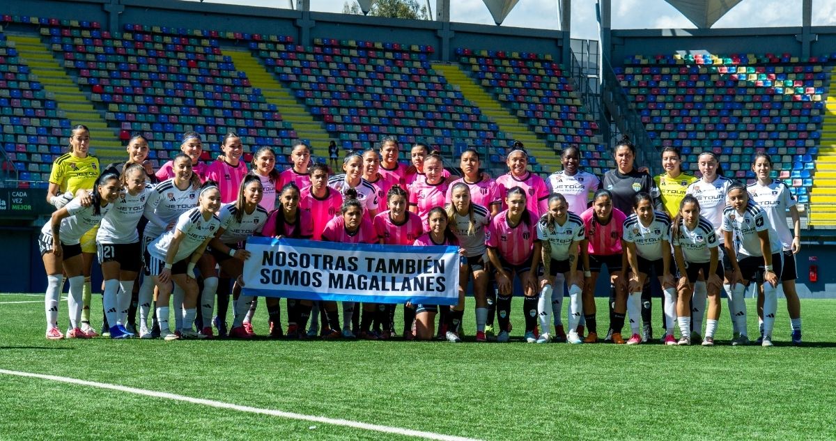 Jugadoras de Magallanes y su manifestación en duelo contra Colo Colo