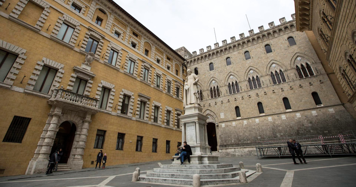 La contraofensiva del banco más antiguo del mundo para volverse un nuevo coloso en Italia