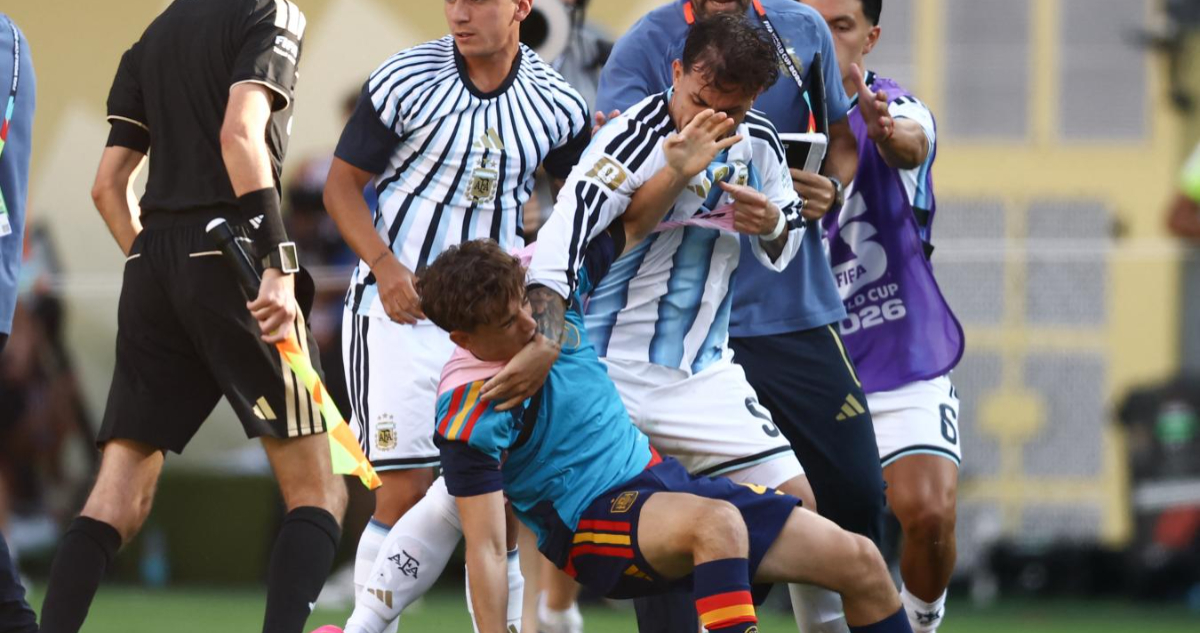 Leandro Paredes pelea con España en Mundial y posterior sanción