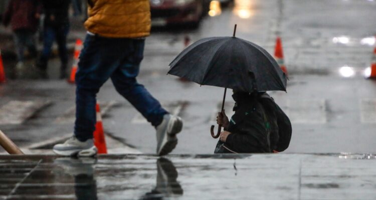 Alerta por sistema frontal con isoterma cero alta en el norte: se acumularía "mucha agua" en un día