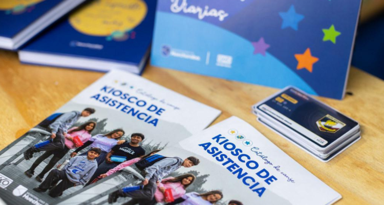 Huechuraba anuncia sistema de “estrellas” canjeables en kioscos para combatir ausentismo escolar