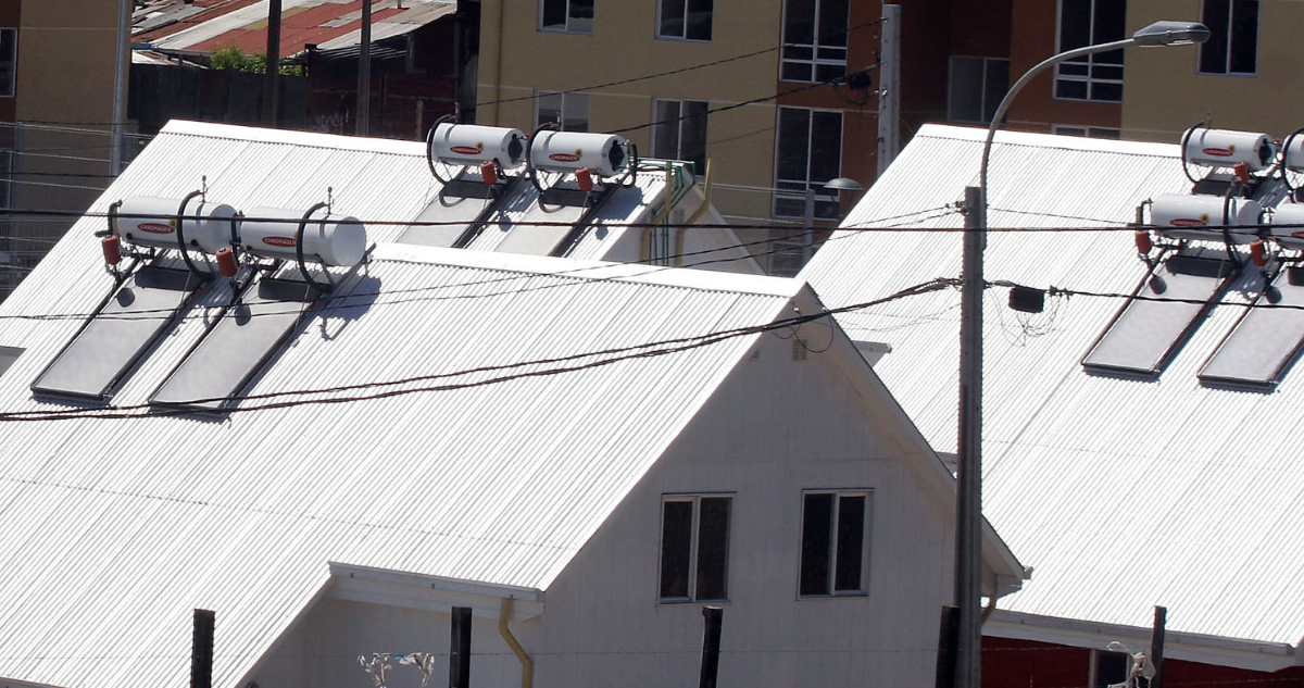 Mejoramiento de vivienda: Cómo postular a obtención de paneles solares o acondicionamiento térmico
