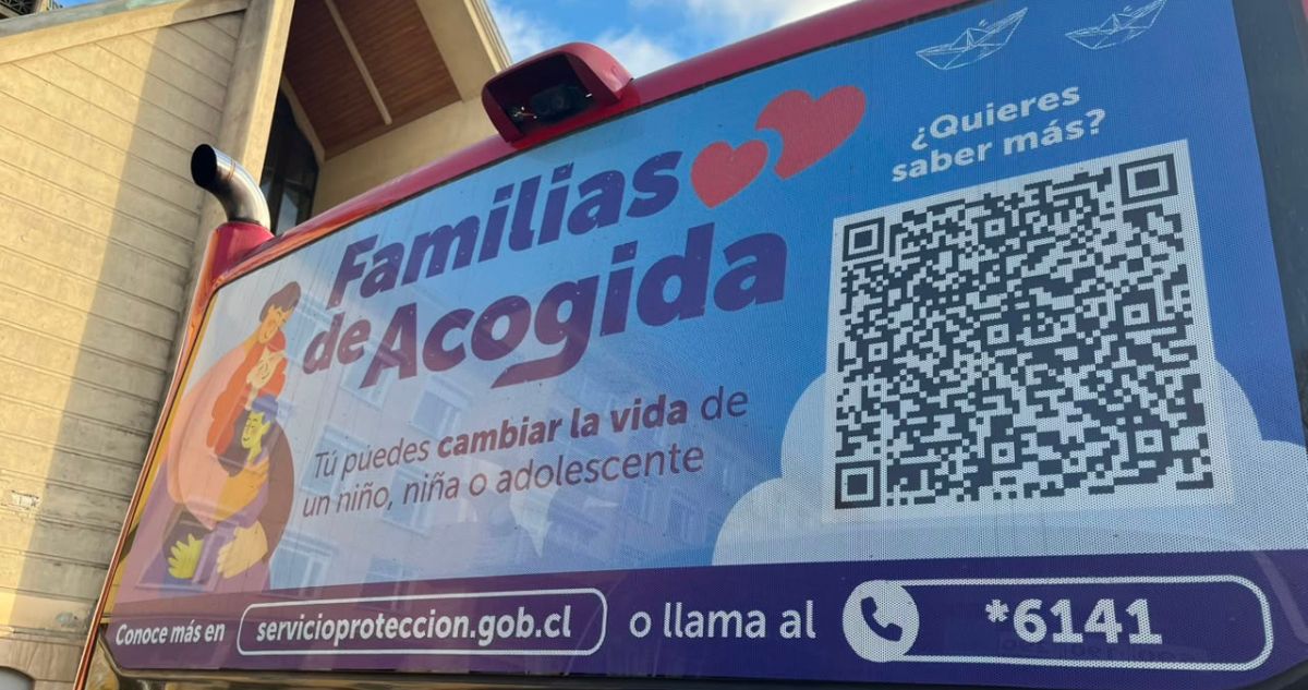 Microbuses de Valdivia se suman a campaña que busca familias de acogida para 8 niños en Los Ríos