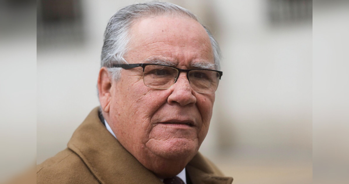 Ministro Campos no se retracta: "Ningún chileno está de acuerdo con la decisión" de EEUU por arancel