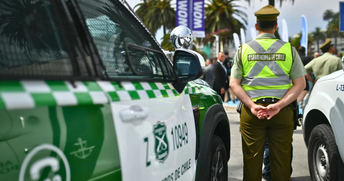 Hasta $1,2 millones de sueldo: revisa las nuevas ofertas de empleo que ofrece Carabineros para civiles