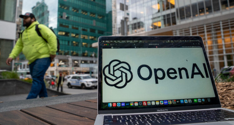 OpenAI deberá pagar millonaria suma por “discriminar” a estadounidenses y contratar a extranjeros