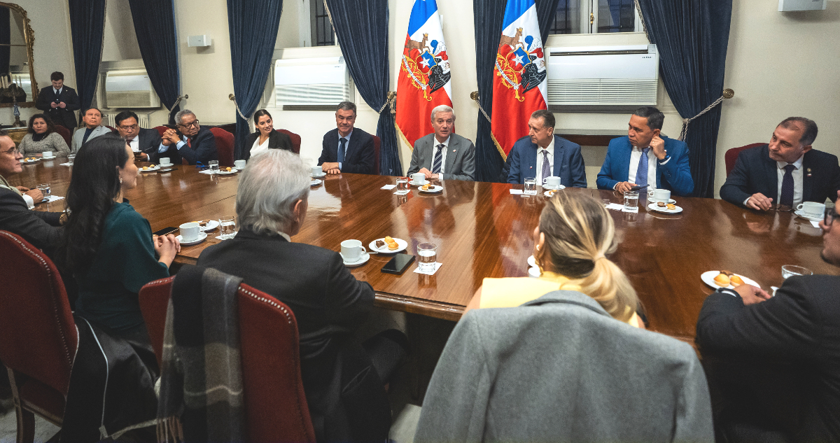 Pdte. Kast recibe al Parlamento Andino y prioriza lucha contra crimen organizado y migración irregular