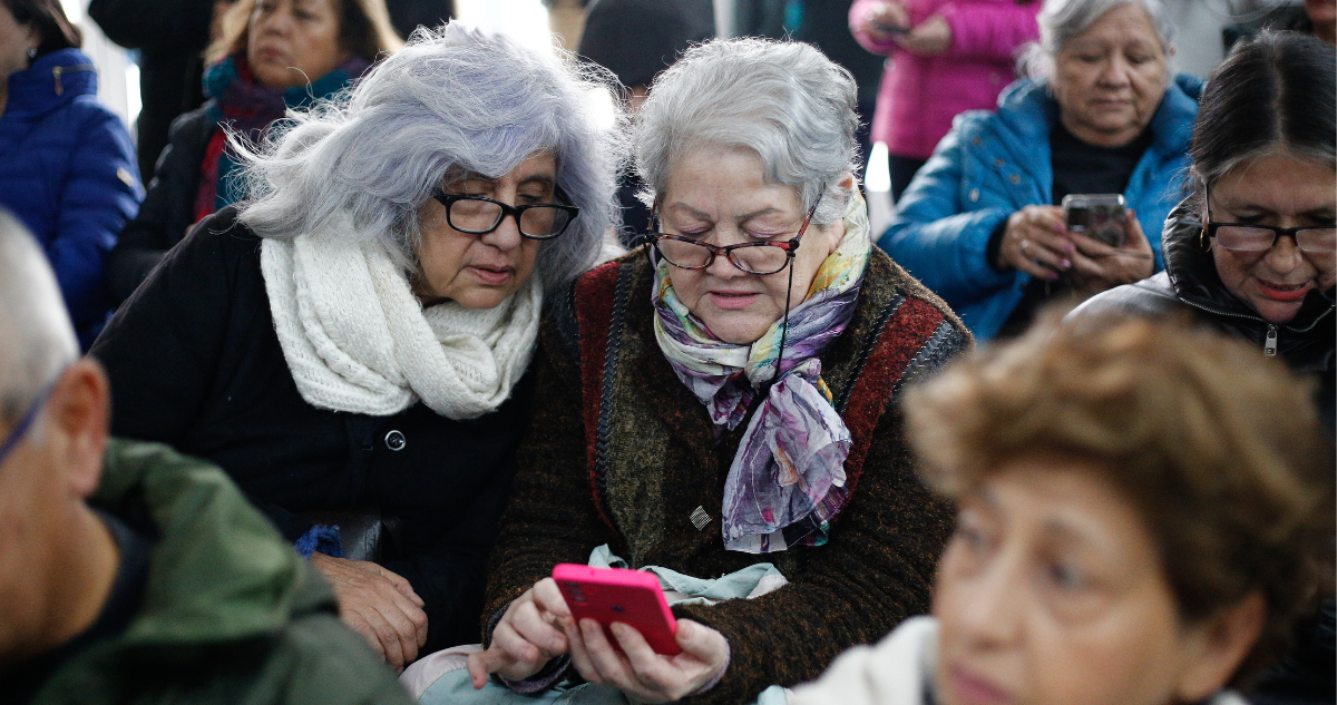 Qué adultos mayores obtendrán rebaja en las contribuciones: revisa los requisitos y cómo se aplicará