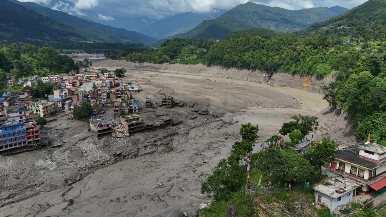 Desastre en Nepal: atribuyen a un terremoto como posible origen de la riada que ha dejado 95 muertos