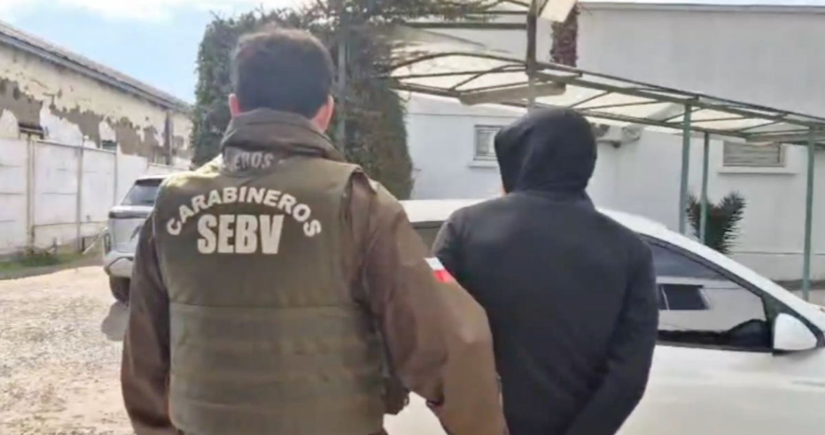 Detienen a adolescente de 16 años involucrado en asalto a conductor de aplicación en Maipú