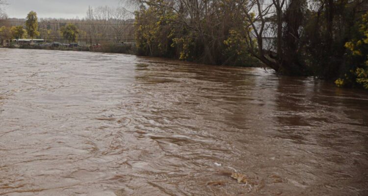 Senapred solicita evacuar sector Las Obras en Traiguén por desborde de río y humedales