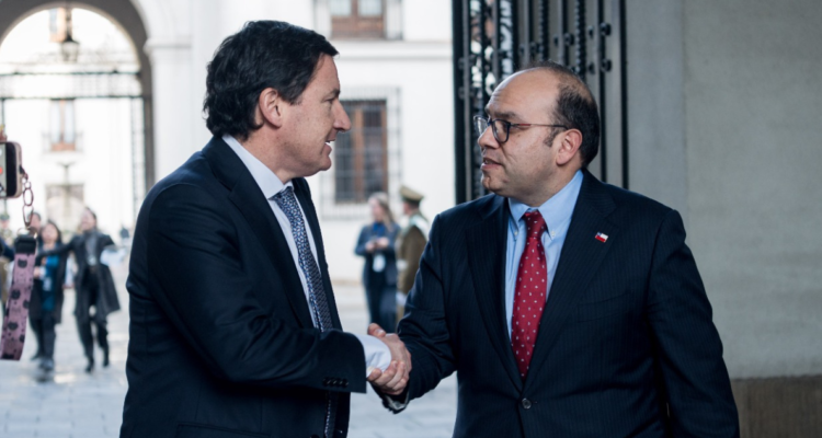 Squella y subsecretario Pavez hacen las paces tras polémica por test de drogas: “Nunca hay distancia”