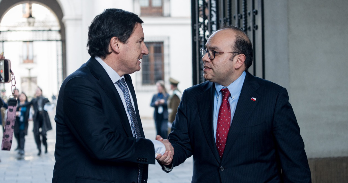 Squella y subsecretario Pavez hacen las paces tras polémica por test de drogas: “Nunca hay distancia”