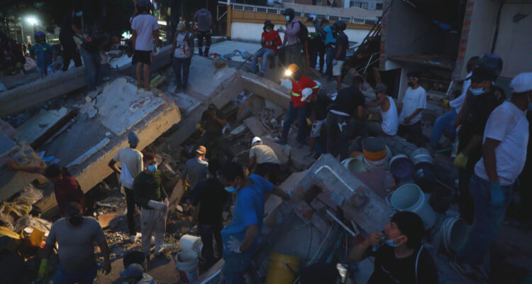 Sube a 132 la cifra de fallecidos por terremoto 7.4 en Colombia: autoridades reportan 570 heridos
