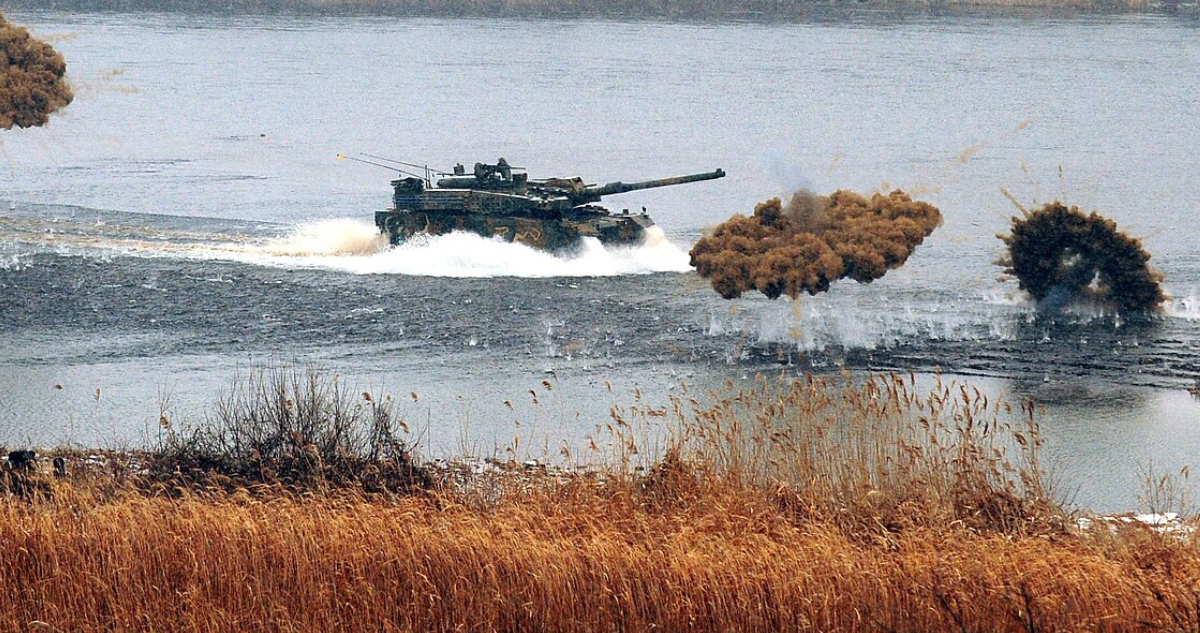 Un vehículo blindado K2 Black Panther del Ejército de la República de Corea 