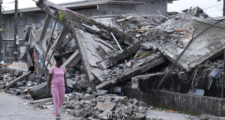 Suben a los 265 muertos y a 496 los desaparecidos tras devastador terremoto en Colombia