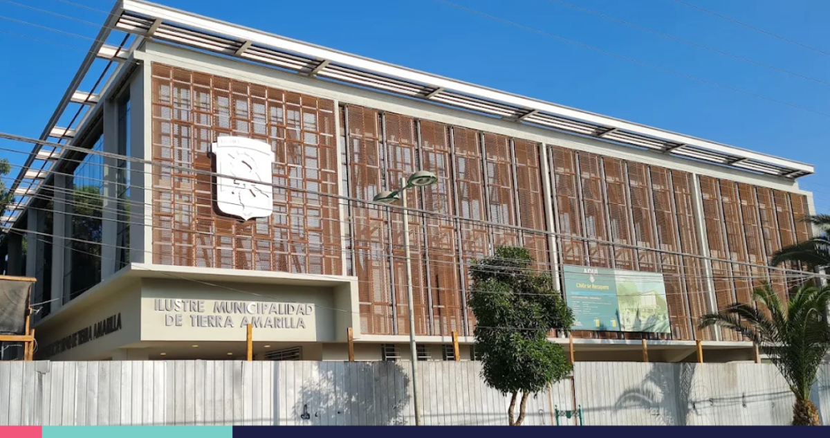 Contraloría cuestiona salida anticipada de funcionarios por Día de la Mujer en Tierra Amarilla