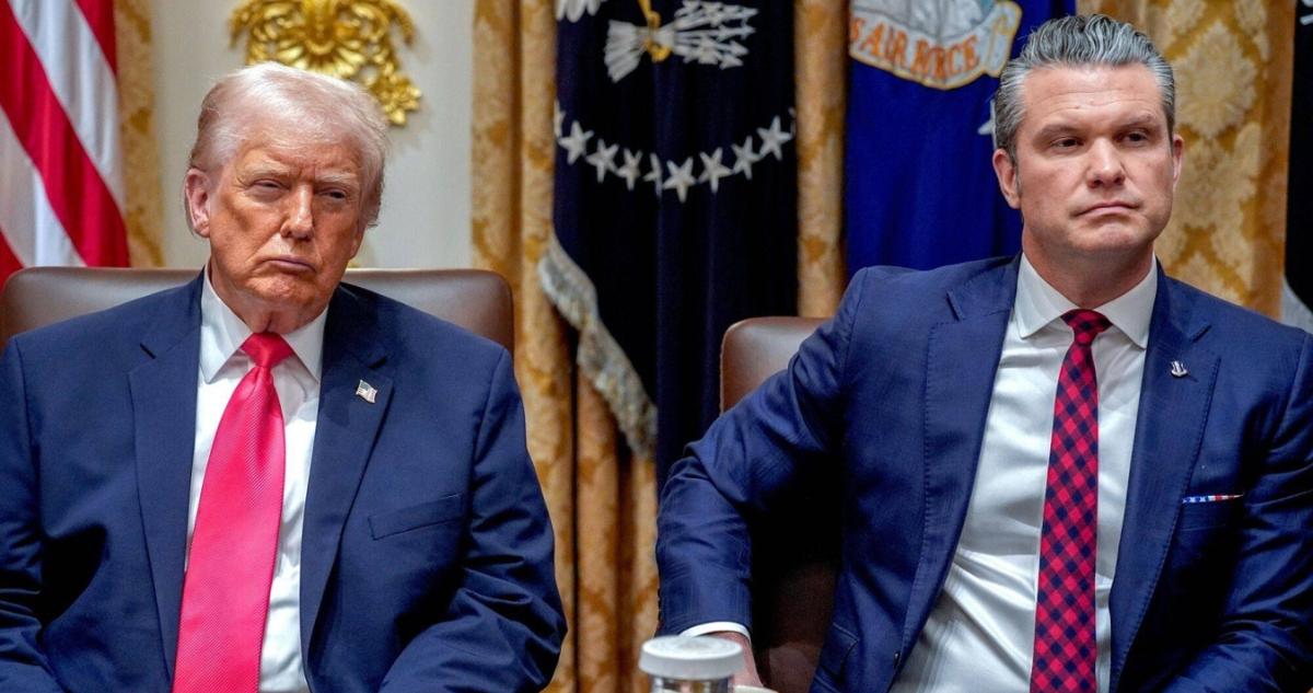 Donald Trump, presidente de EEUU, y Hegseth, secretario de Guerra de EEUU