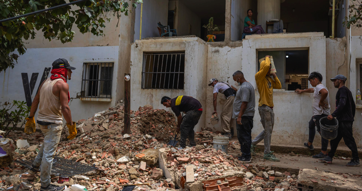 Venezuela supera los 6.500 muertos a dos meses de los devastadores terremotos