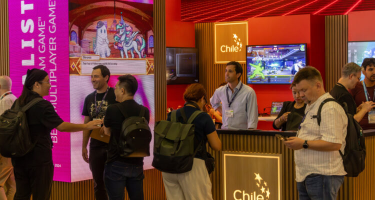 https://media.biobiochile.cl/wp-content/uploads/2026/08/videojuegos-made-in-chile-viajan-a-brillar-en-la-mayor-feria-gamer-de-europa-750x400.jpg