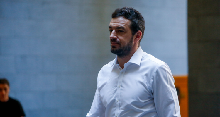 Vodanovic asegura que distribuir compensación vía Fondo Común beneficia al 75% de las comunas