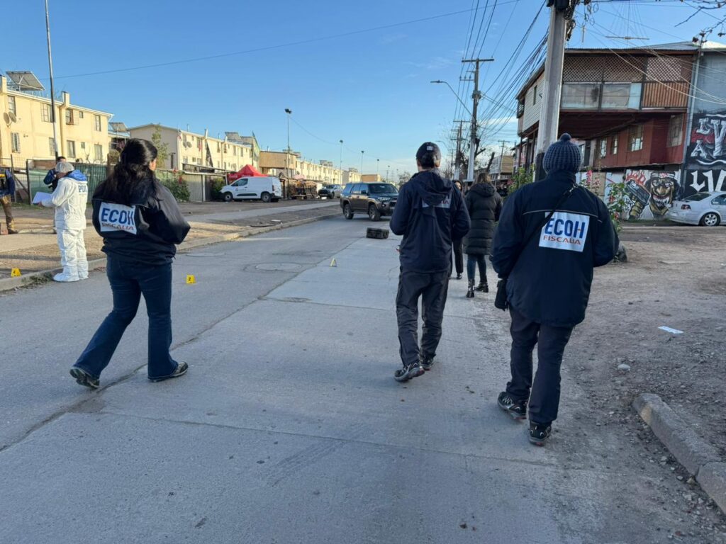 Adolescente de 17 años muere acribillado en plena vía pública en Puente Alto