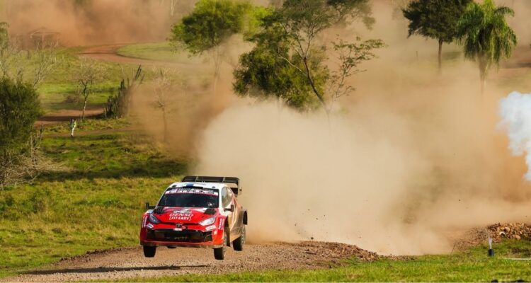 https://media.biobiochile.cl/wp-content/uploads/2026/08/wrc-sami-pajari-paraguay-lidera-750x400.jpg