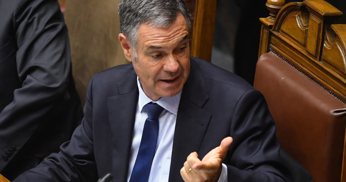 “Van a tomar una micro y volver”: senador Ossandón RN asegura que Kast acepto fórmula para regularizar migrantes