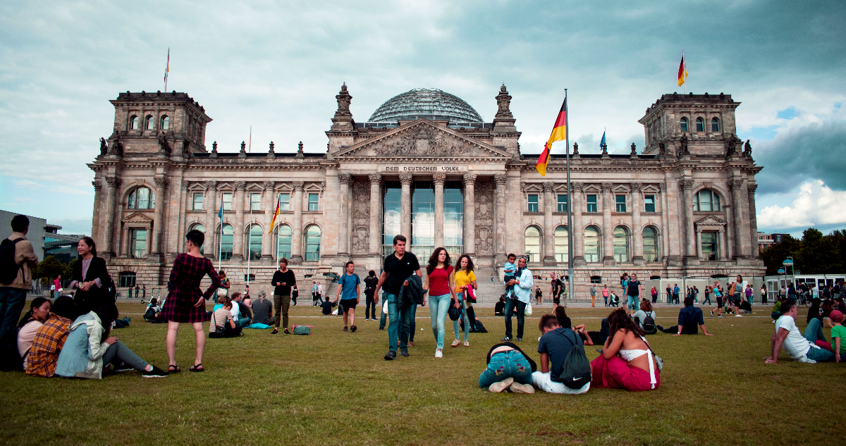 "Aumenten la jornada laboral": Por qué en Alemania se reabrió un debate "contra la corriente"