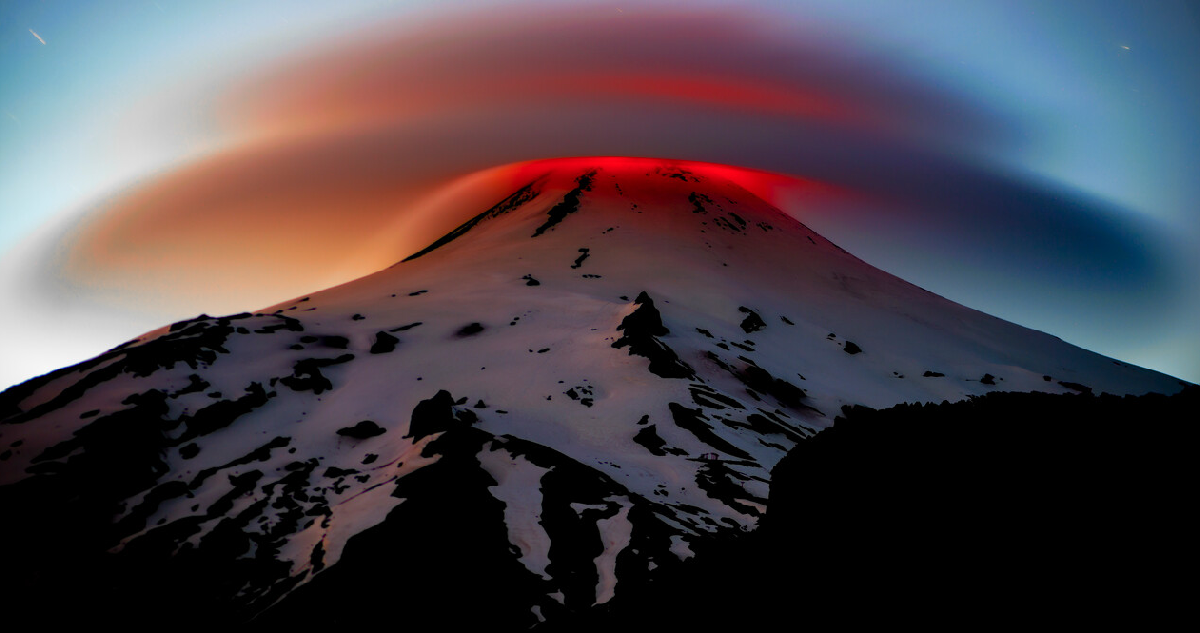 Sernageomin declara Alerta Amarilla para volcán Villarrica por ascenso de lago de lava a superficie