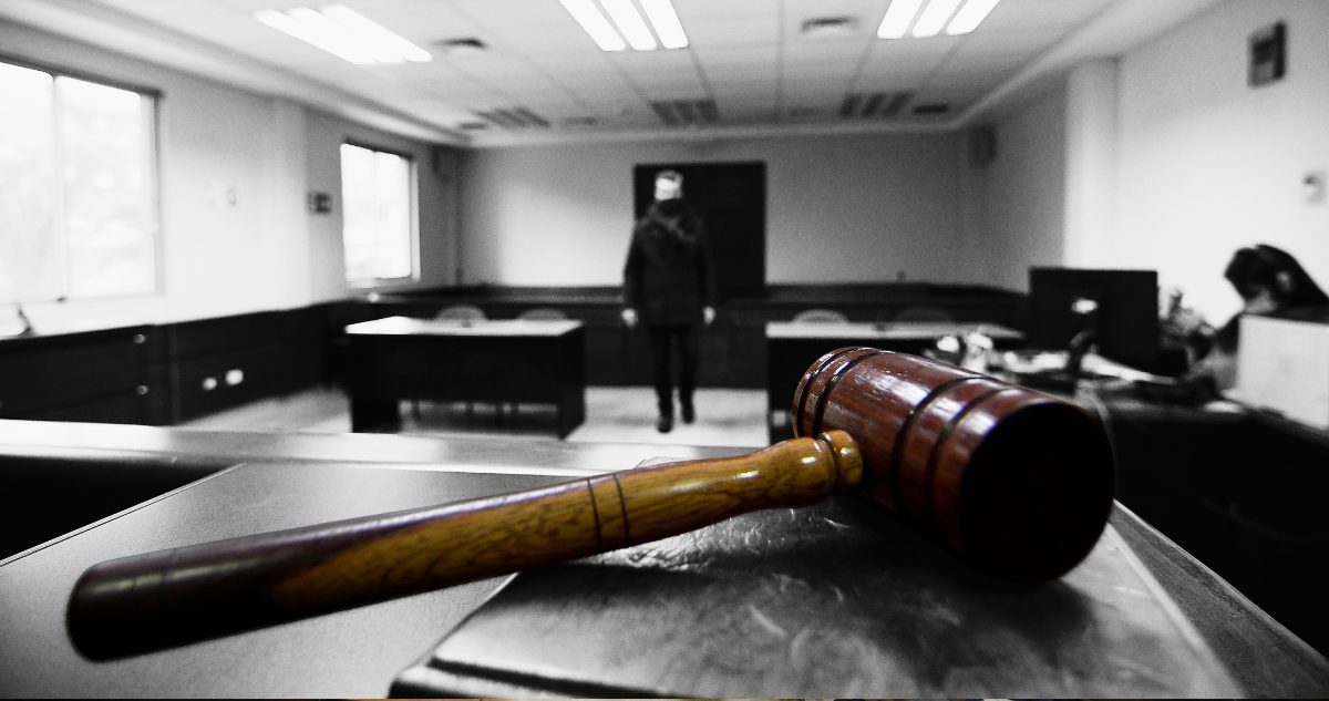 Avanza “Ley Sin Escape” para juzgar a personas aunque no se presenten en el juicio