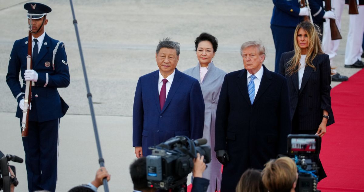 Xi Jinping llega a Washington tras más de una década y es recibido por Donald Trump