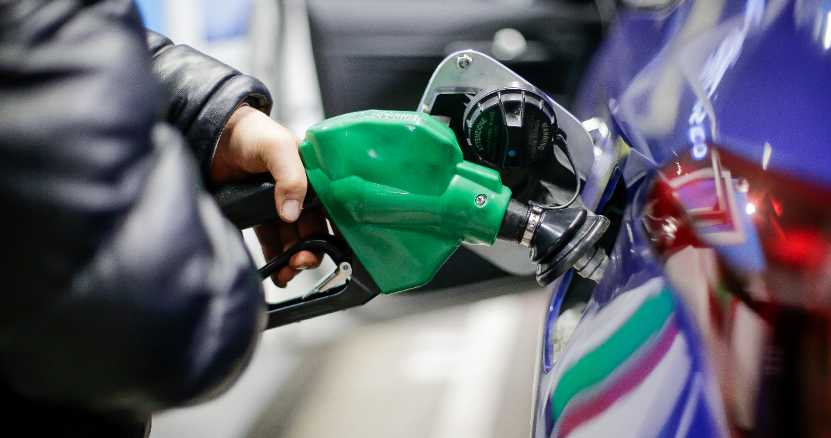 Gobierno dice que no planea sumar etanol a combustibles y descarta difundido de agencia internacional