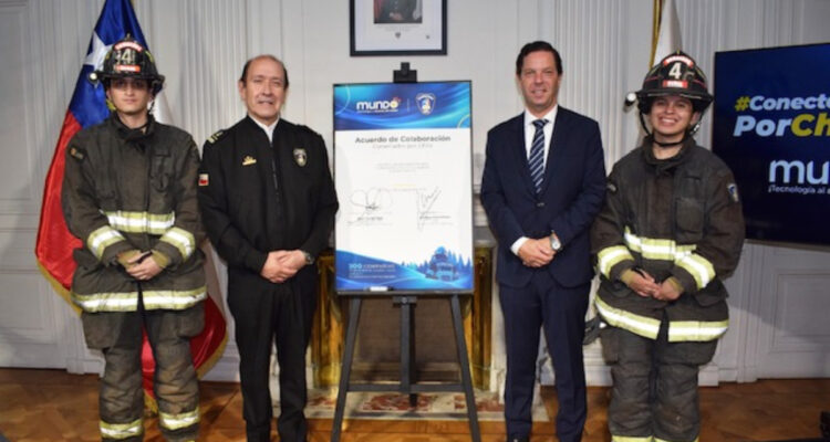 300 compañías de Bomberos reciben conexión gratuita a fibra óptica para servicios de emergencias
