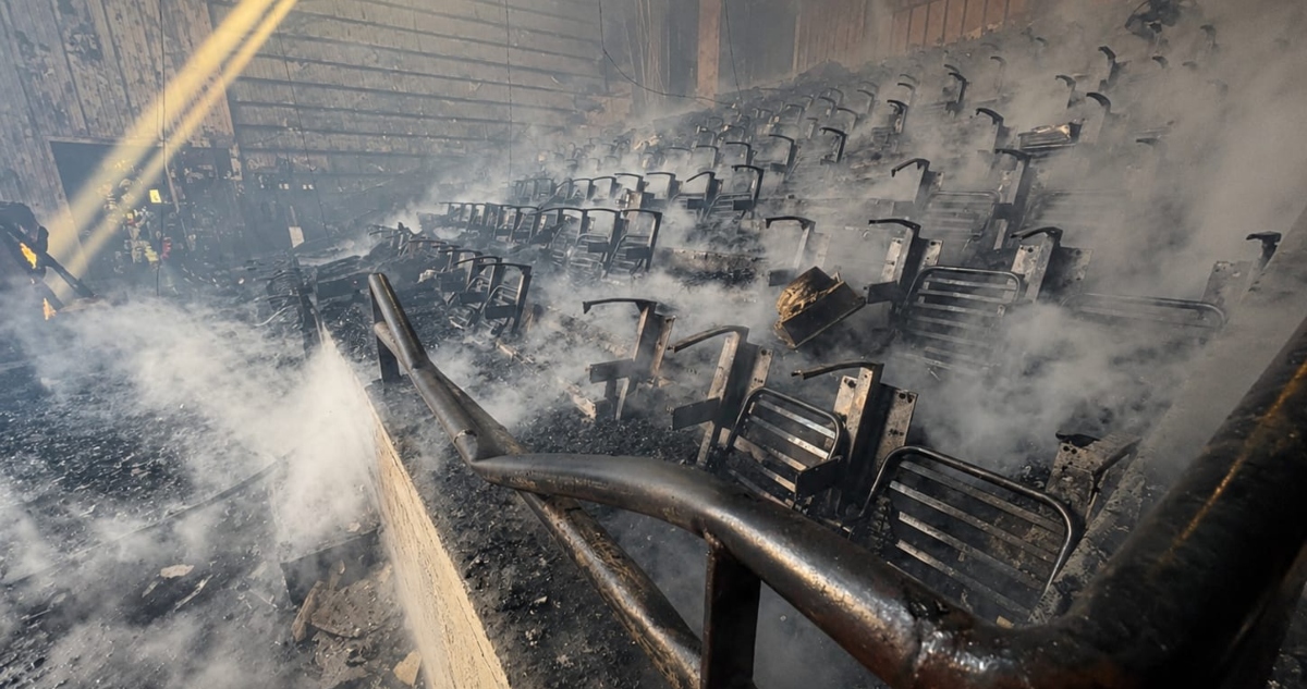 Incendio en Casa de la Cultura de Coronel
