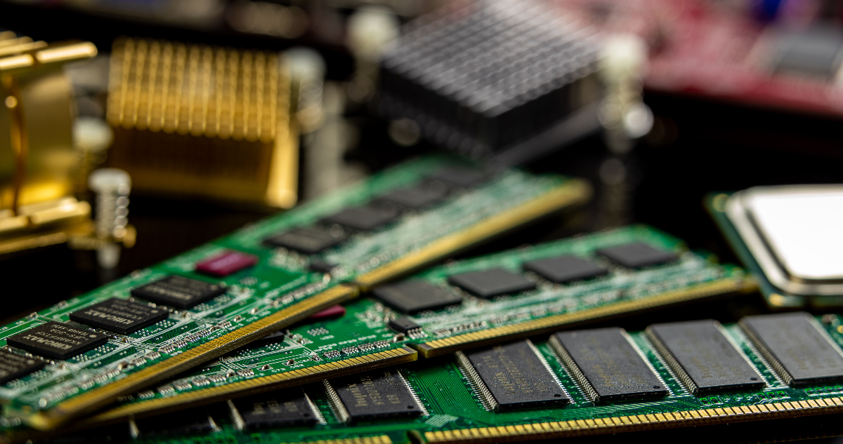 Japón evalúa el impacto de aranceles antidumping chinos a un químico clave para los chips