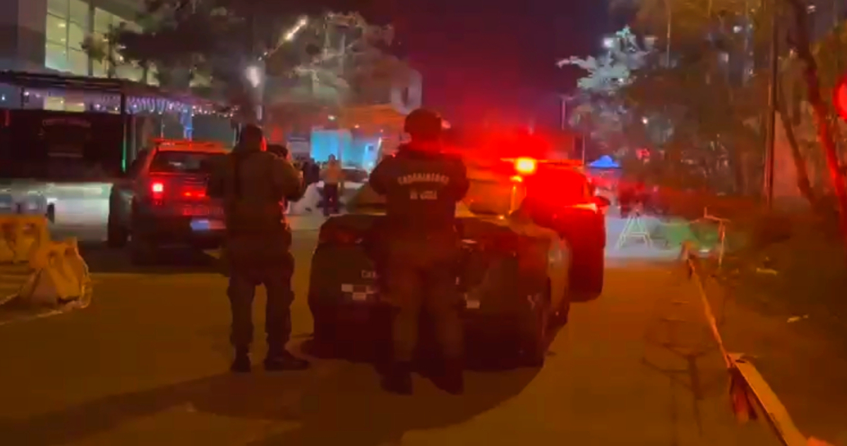Detenido y 3 heridos deja intercambio de disparos entre carabineros y ocupantes de auto en San Joaquín