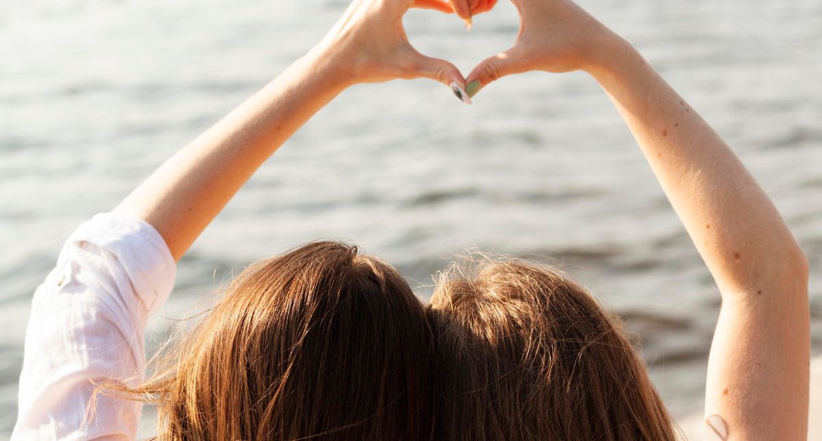 “Excepcionalmente raro”: Indias adoptadas fueron amigas por años y test de ADN reveló que son hermanas