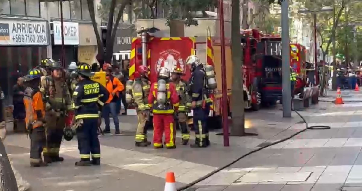 Emergencia química en el centro de Santiago: evacuan edificio por presencia de cianuro
