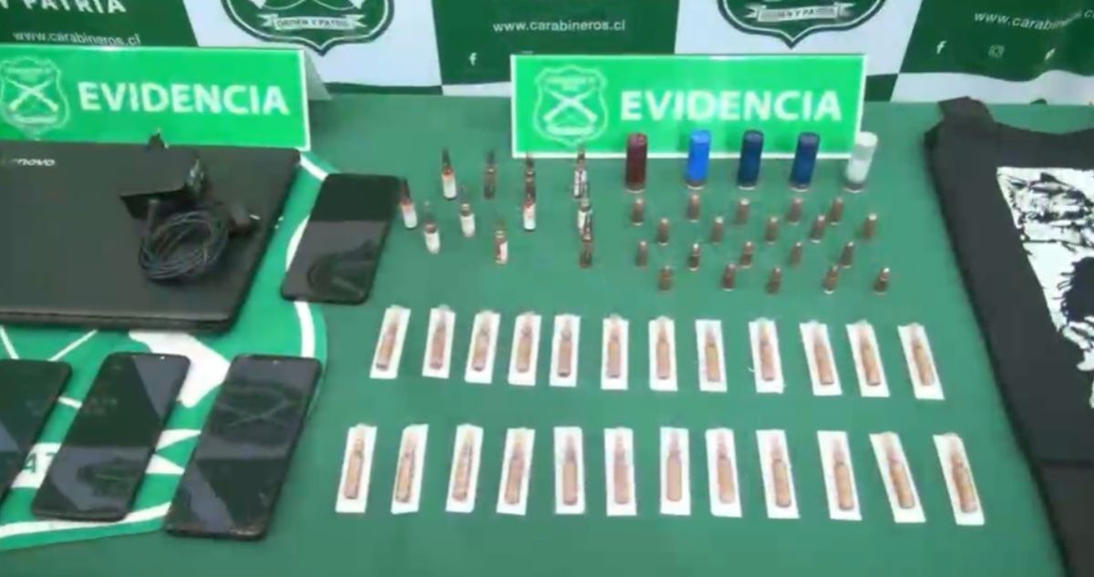 Estudiante del Instituto Nacional detenido por amenaza de tiroteo en el recinto volvió a clases